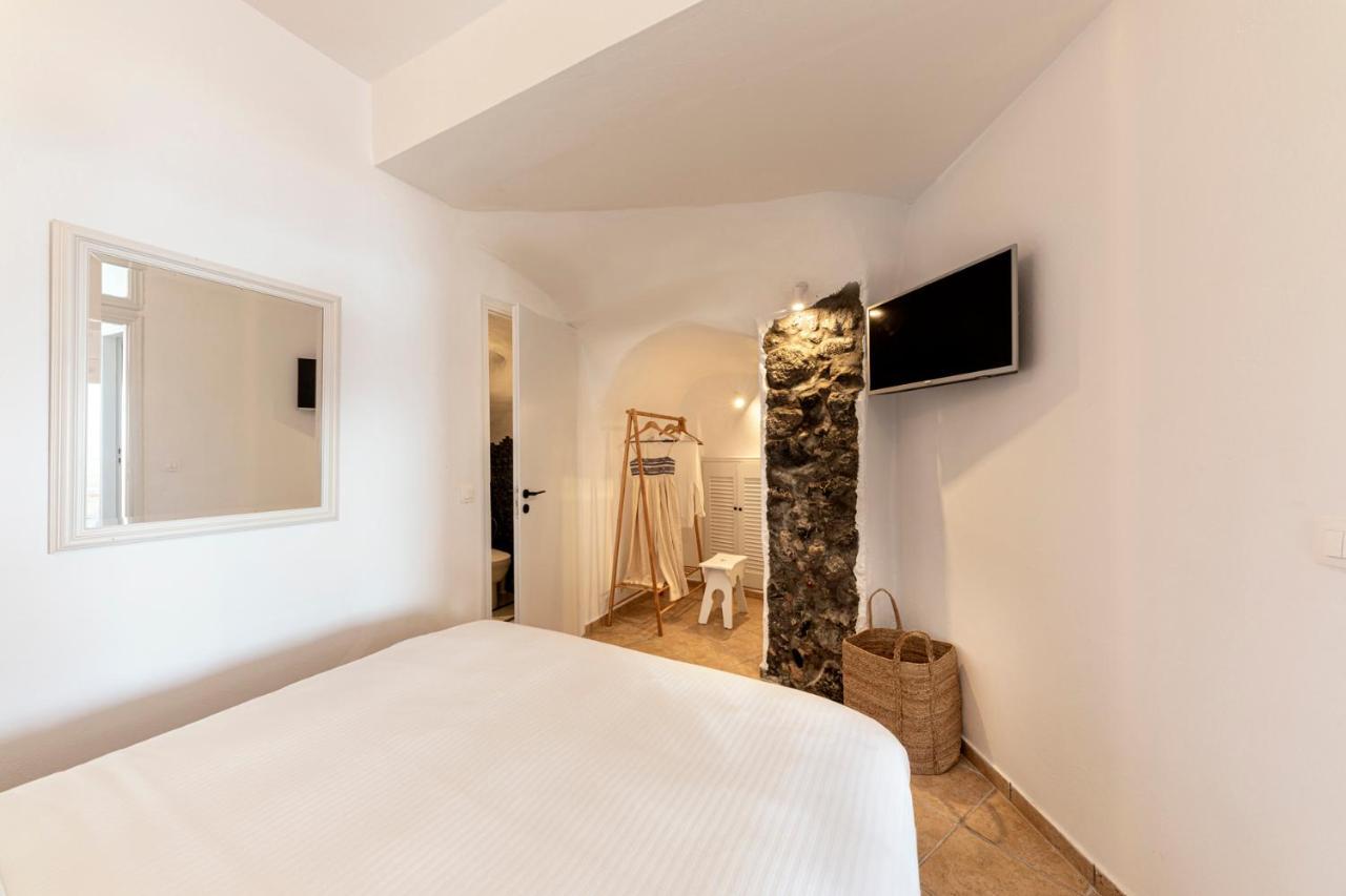 Calderas Hug & Panoramic Sea View - 3 Lux Suites Imerovigli  Luaran gambar